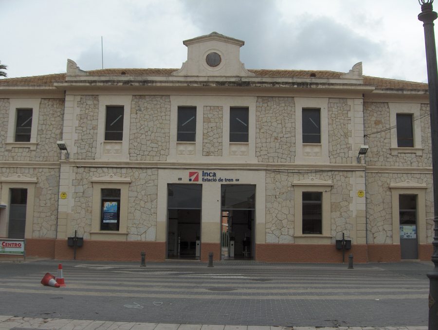 Bahnhofsgebäude des SFM in Inca auf Mallorca