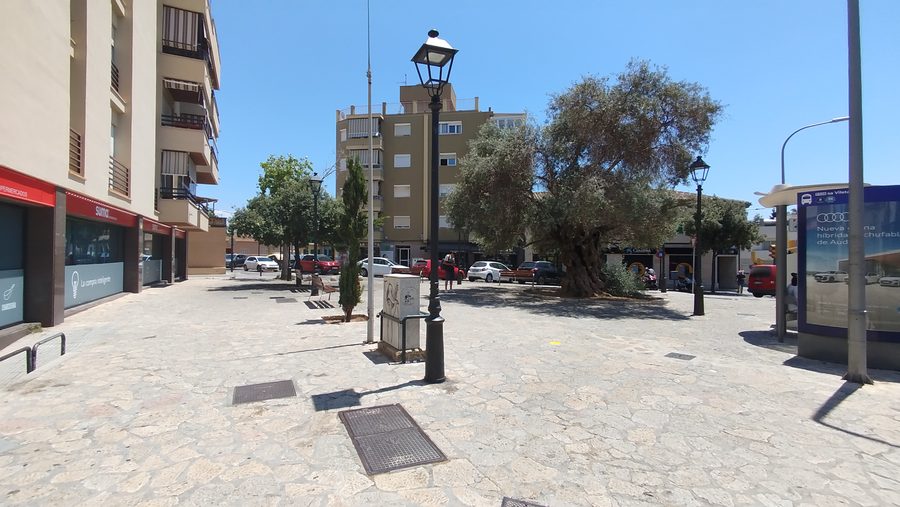 Placeta entre el Camí de Sa Vileta i el carrer de les Oblates, Palma.